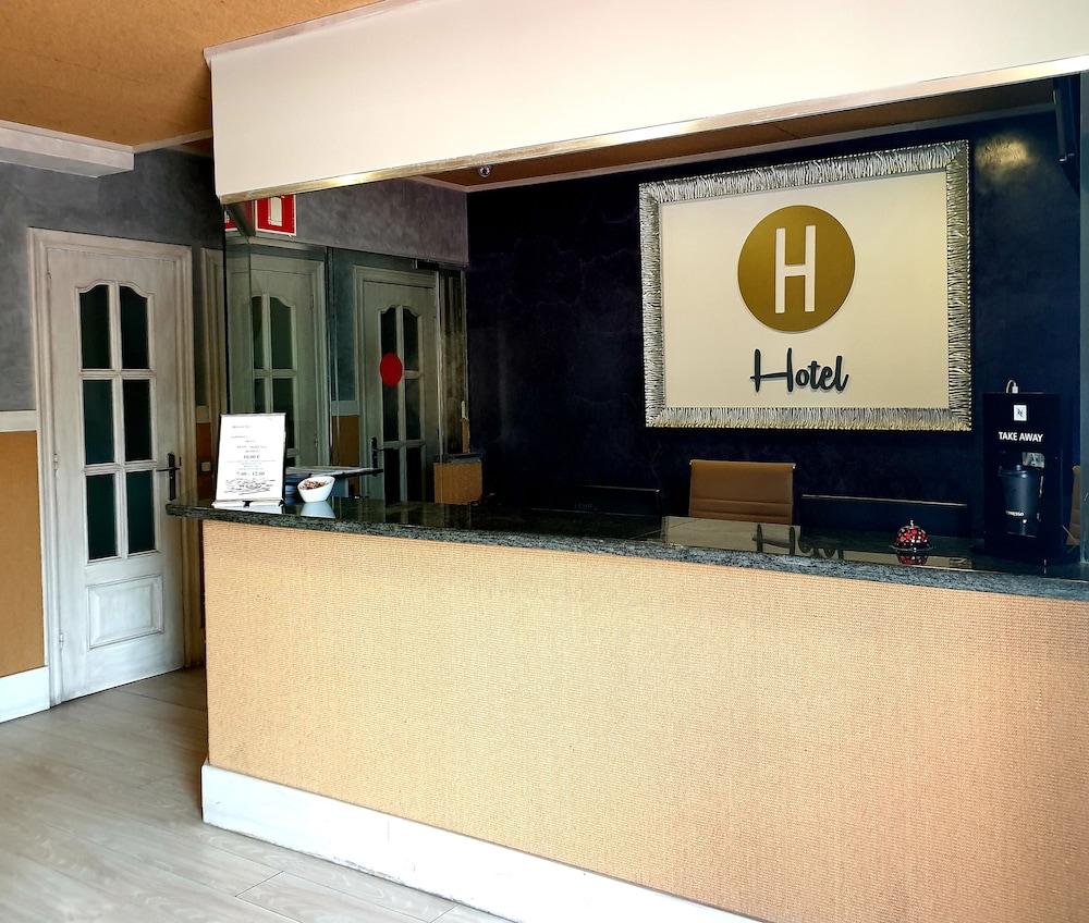 Hotel H Granollers Eksteriør bilde